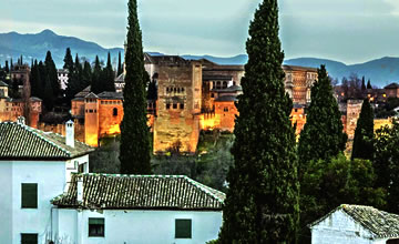 vista del barrio del albayzin de granada desde los chinos
