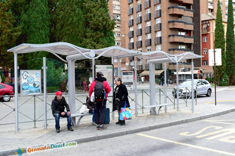 parada del bus metropolitano