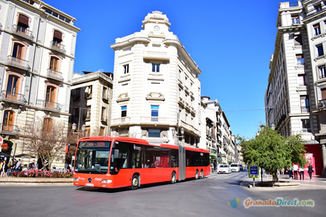 autobus en puerta real de granada