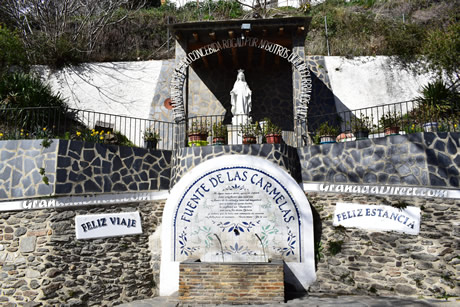 fuente de las carmelas en berchules en la alpujarra de granada