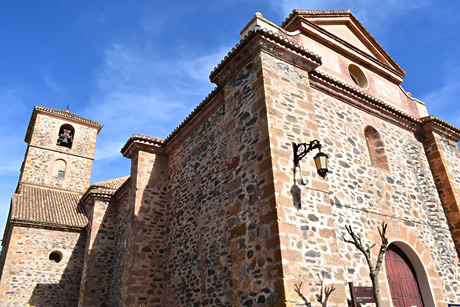 iglesia ctolica de la alpujarra de granada