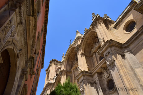 fachada de la catedral de granada