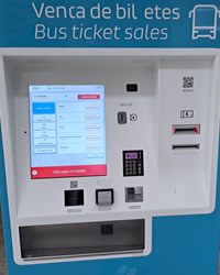 maquina de venta de billetes en la la estación de autobuses de granada